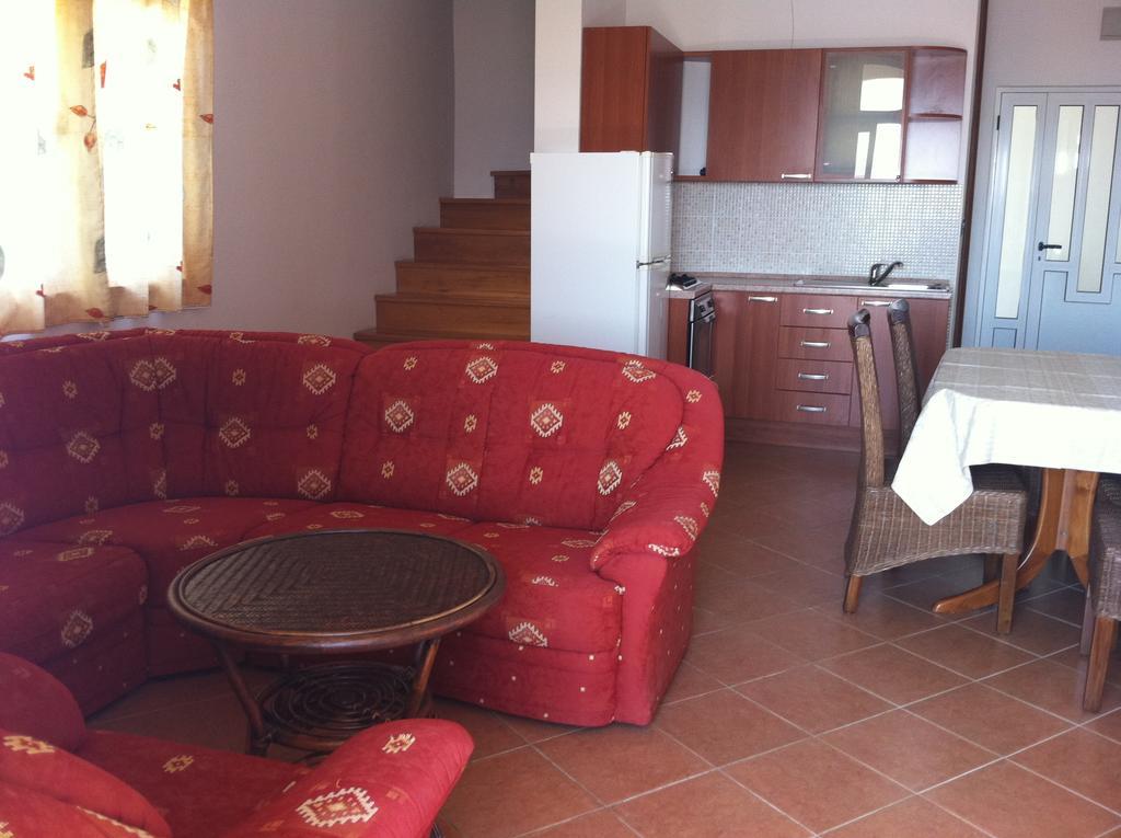 Apartments Vile Holiday Zivogosce Bagian luar foto