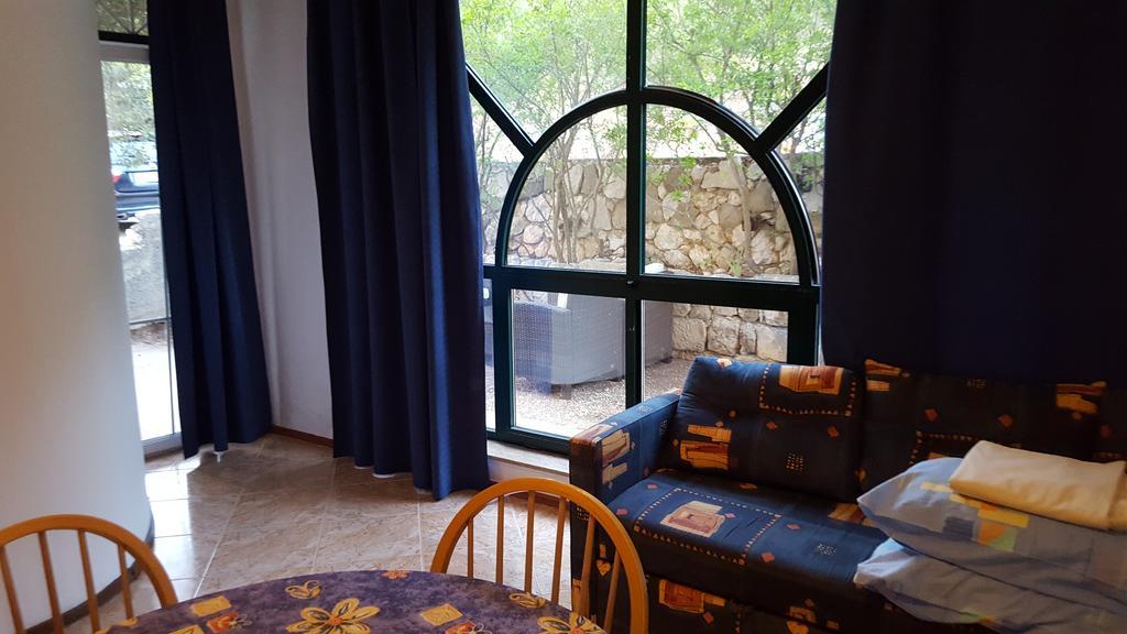 Apartments Vile Holiday Zivogosce Bagian luar foto