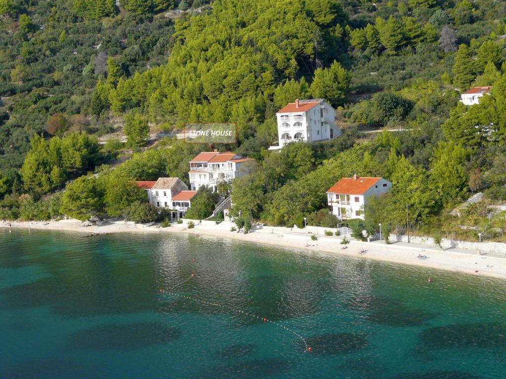 Apartments Vile Holiday Zivogosce Bagian luar foto