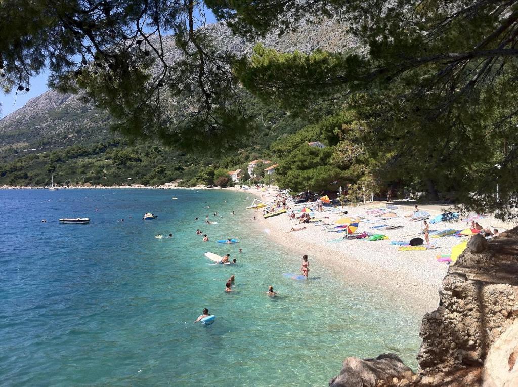 Apartments Vile Holiday Zivogosce Bagian luar foto
