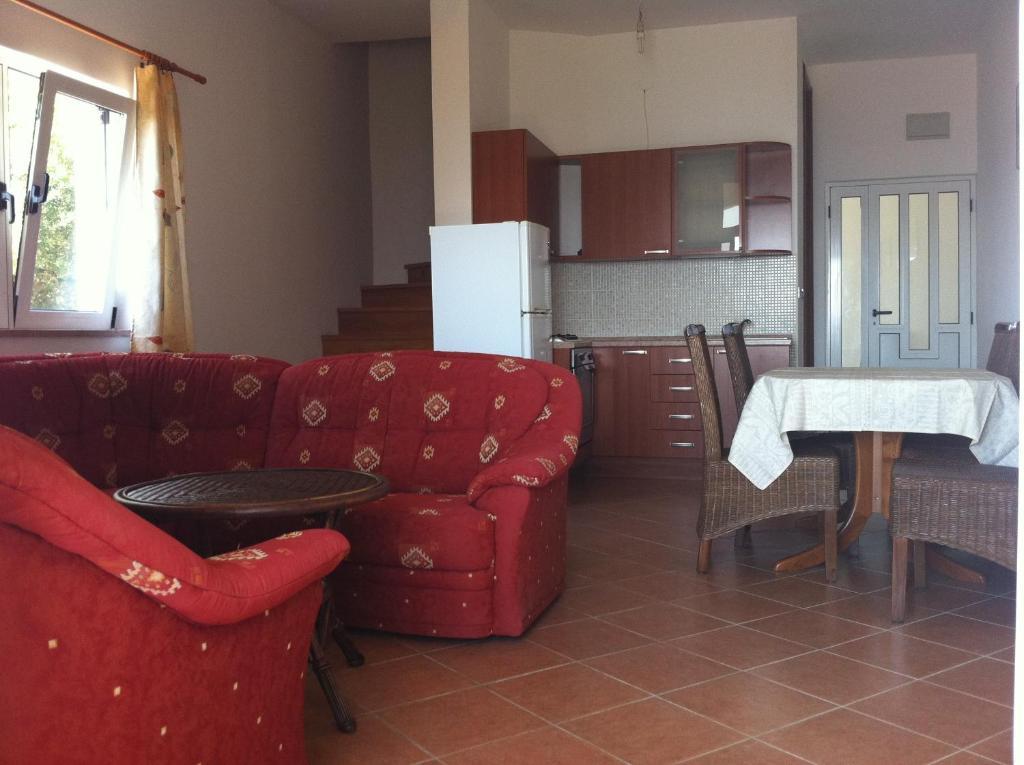 Apartments Vile Holiday Zivogosce Ruang foto