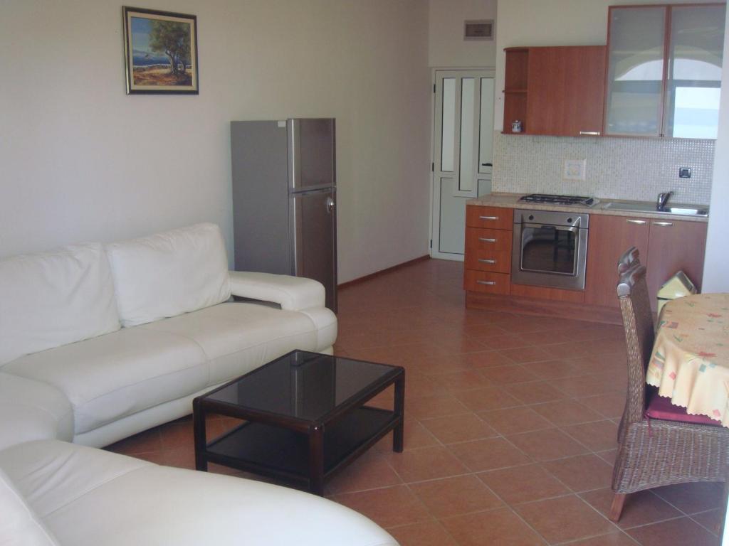 Apartments Vile Holiday Zivogosce Ruang foto