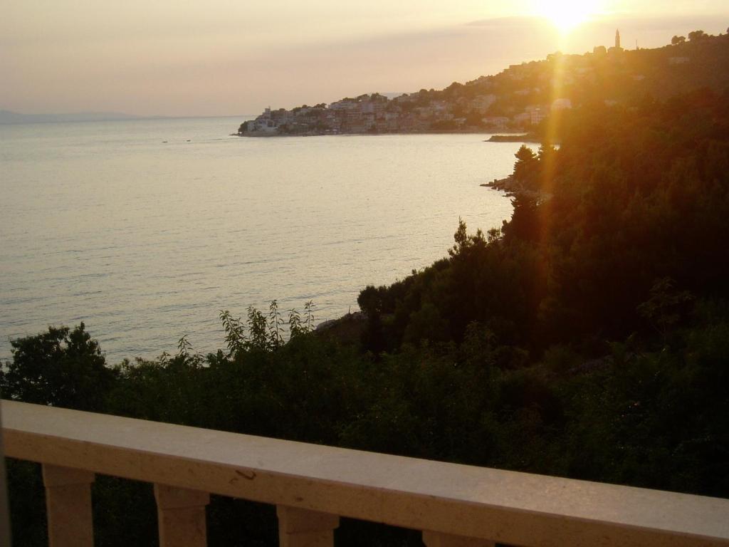 Apartments Vile Holiday Zivogosce Ruang foto