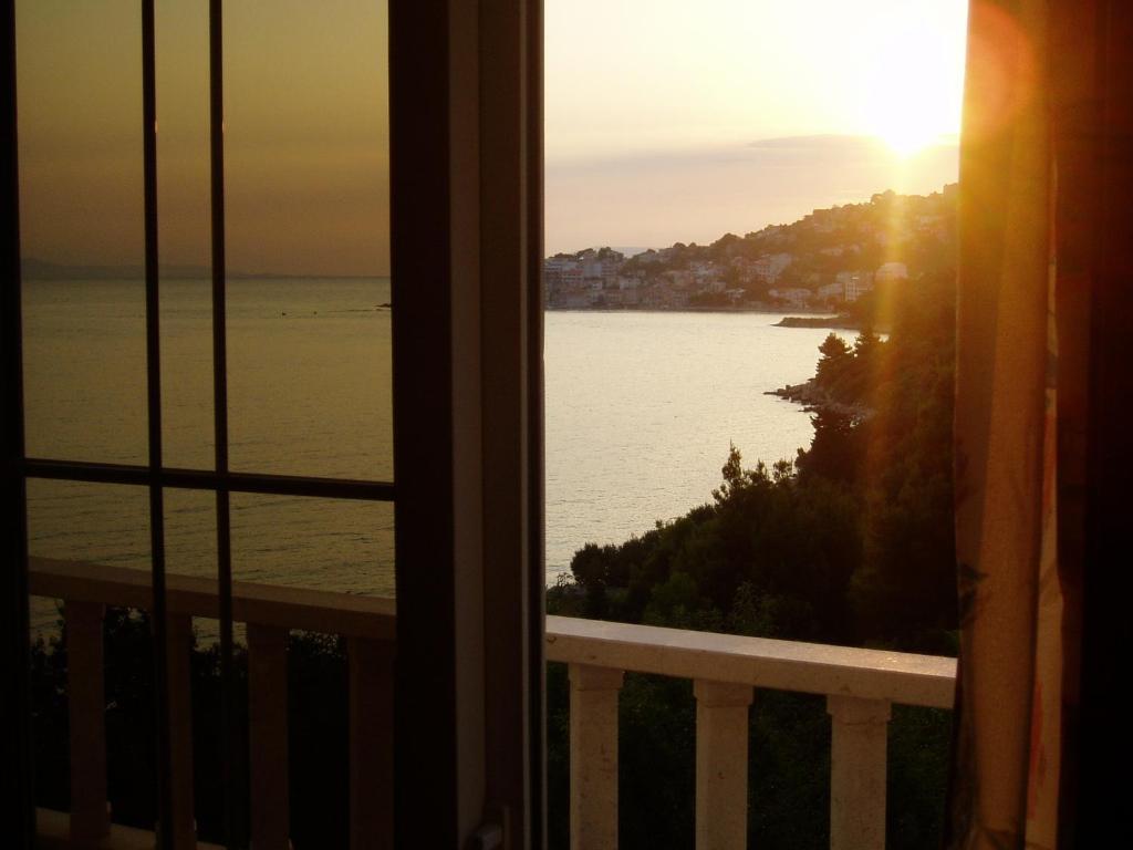 Apartments Vile Holiday Zivogosce Ruang foto