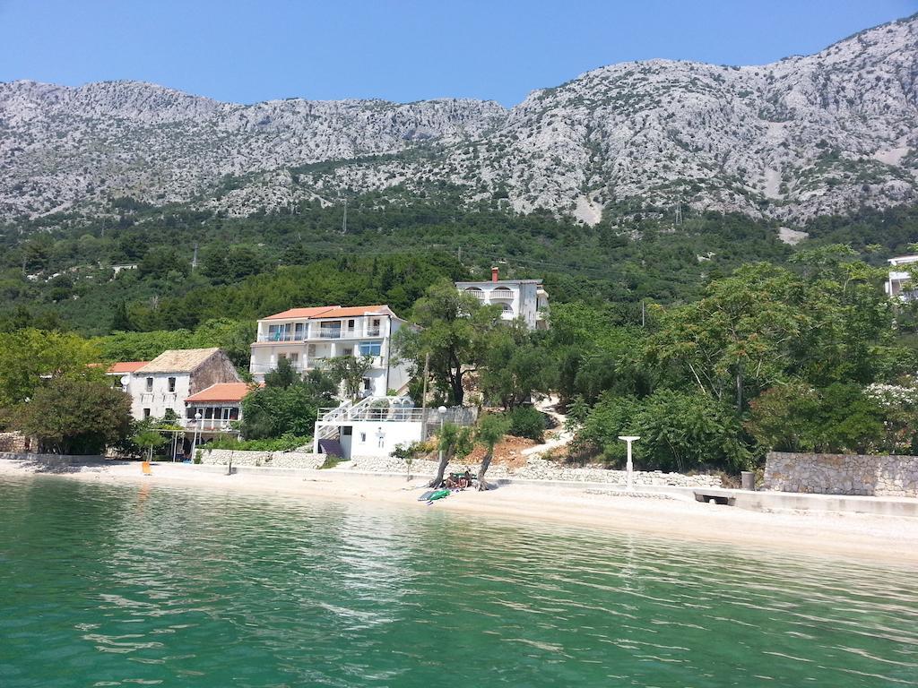 Apartments Vile Holiday Zivogosce Bagian luar foto