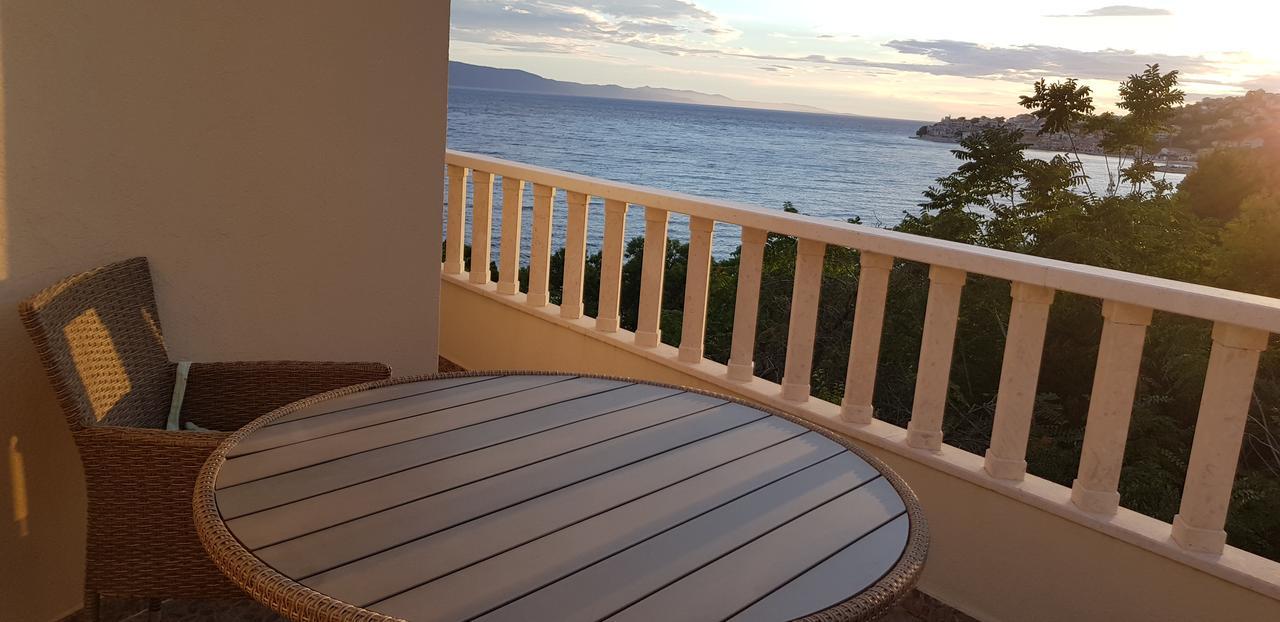Apartments Vile Holiday Zivogosce Bagian luar foto