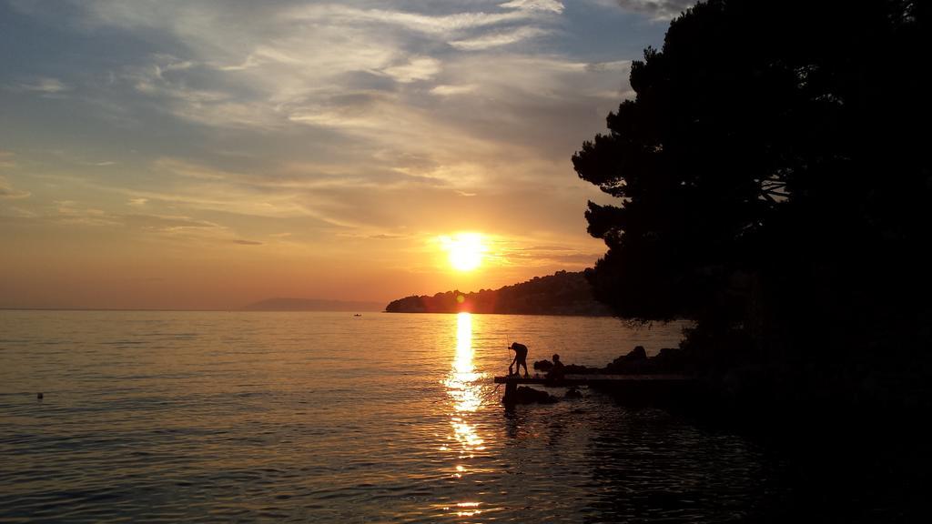 Apartments Vile Holiday Zivogosce Bagian luar foto