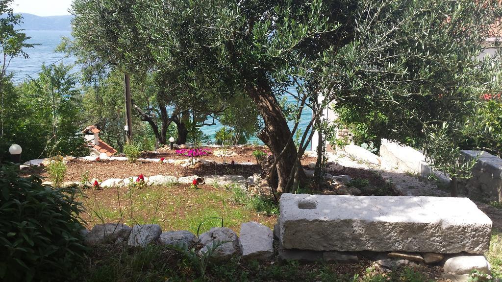 Apartments Vile Holiday Zivogosce Bagian luar foto