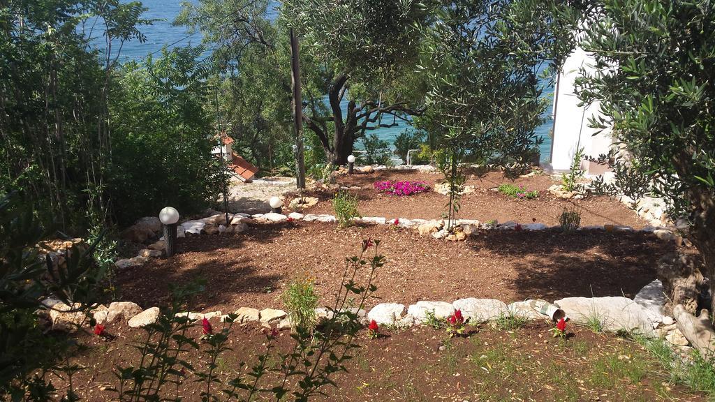 Apartments Vile Holiday Zivogosce Bagian luar foto